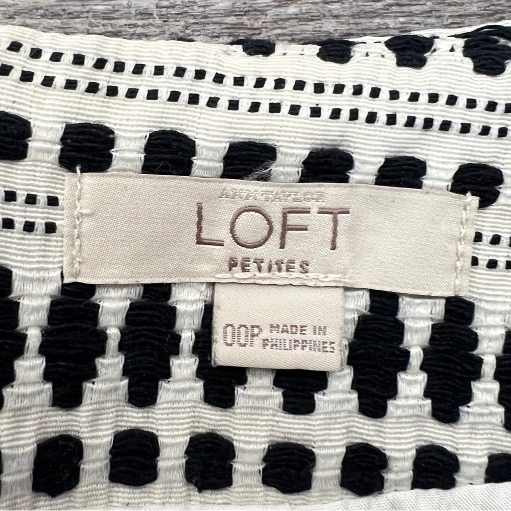 LOFT Black and White Geometric Mini Straight Pencil Skirt size 00P B150